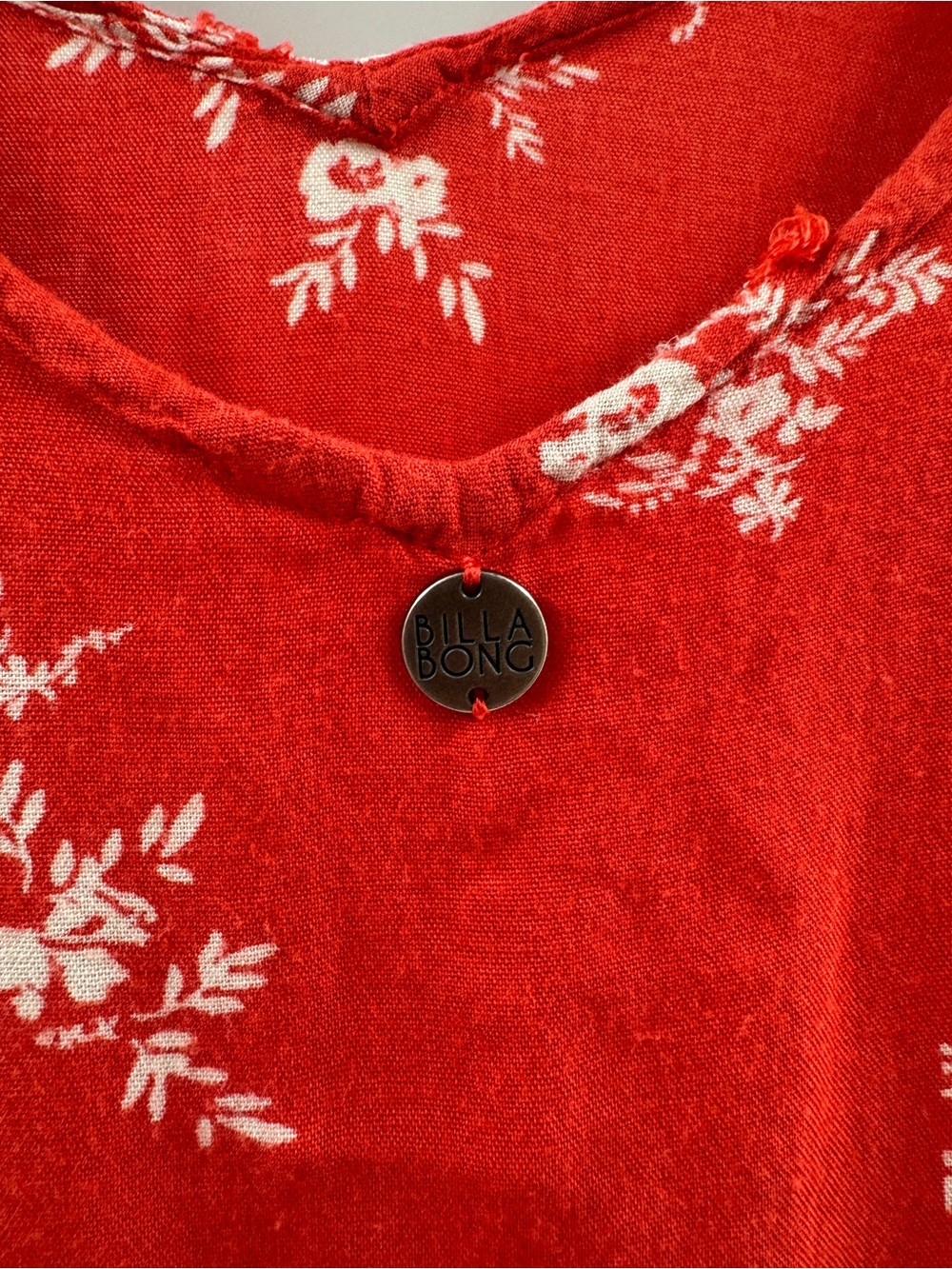 Billabong Red Floral Long Sleeve Blouse – Women's XS (Fits Up to Medium) - Picture 8 of 9